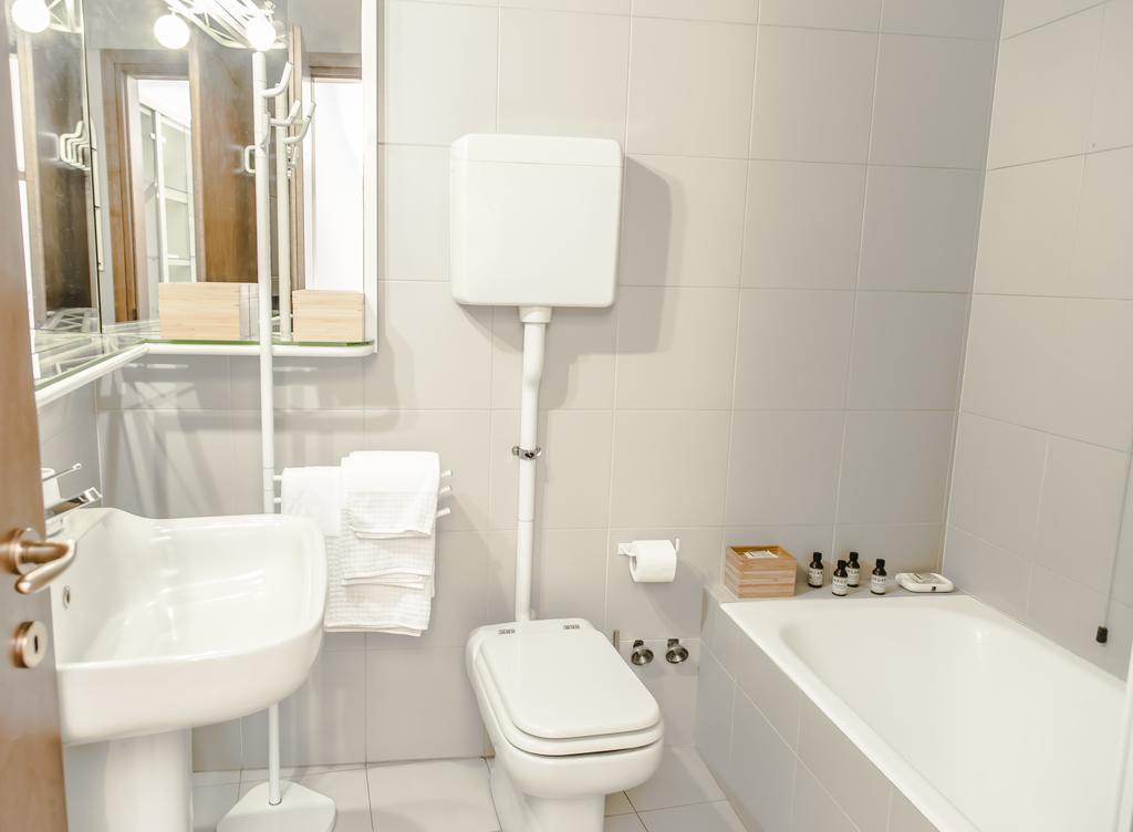 San Maurilio Apartments Milano Rum bild