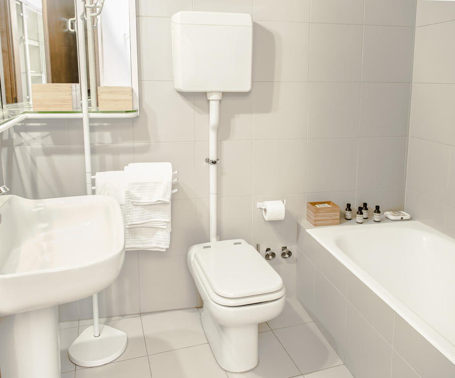 San Maurilio Apartments Milano Rum bild