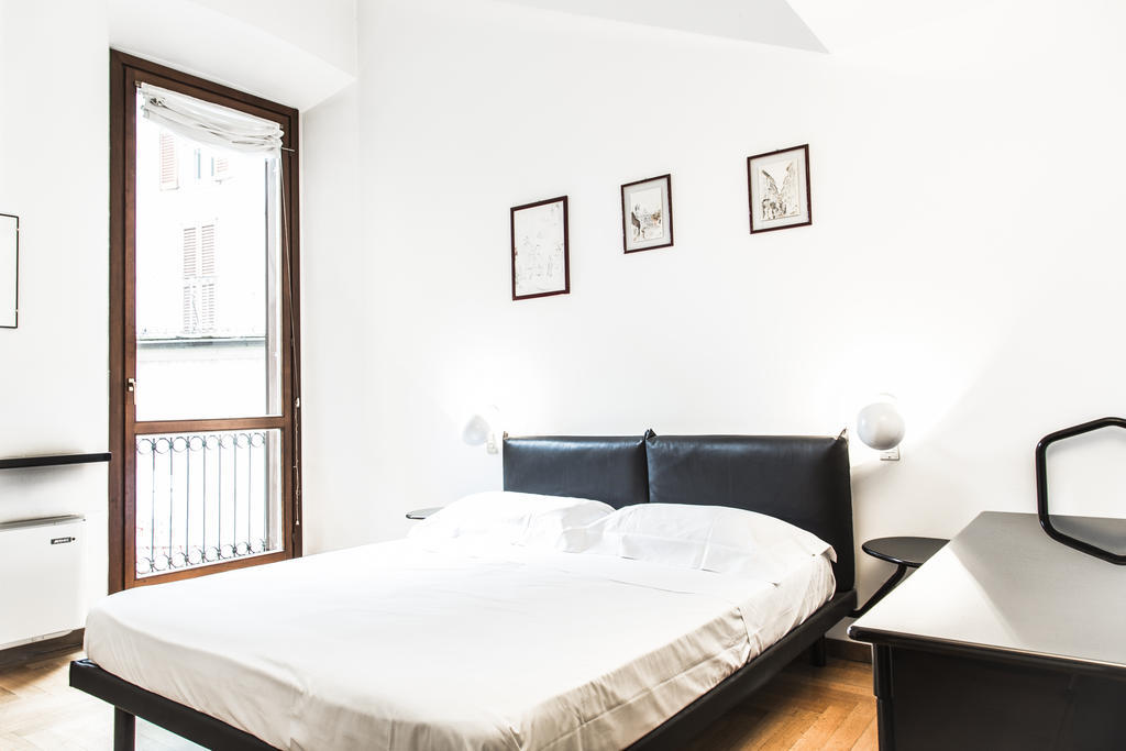 San Maurilio Apartments Milano Rum bild